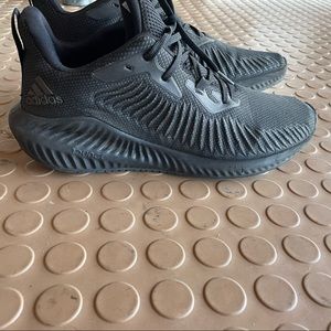 Mens adidas shoes size 10.5